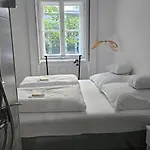 アパート Endor - 4 Bedrooms, 5 Bathrooms, 1 Livingroom With Kitchen