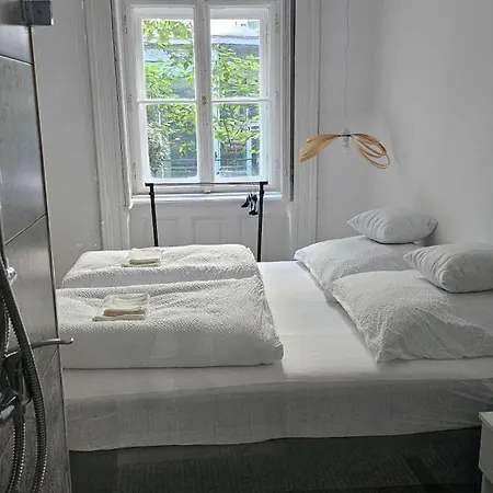 Apartmán Endor - 4 Bedrooms, 5 Bathrooms, 1 Livingroom With Kitchen