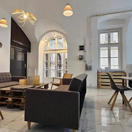 Endor - 4 Bedrooms, 5 Bathrooms, 1 Livingroom With Kitchen Apartmán Budapešť